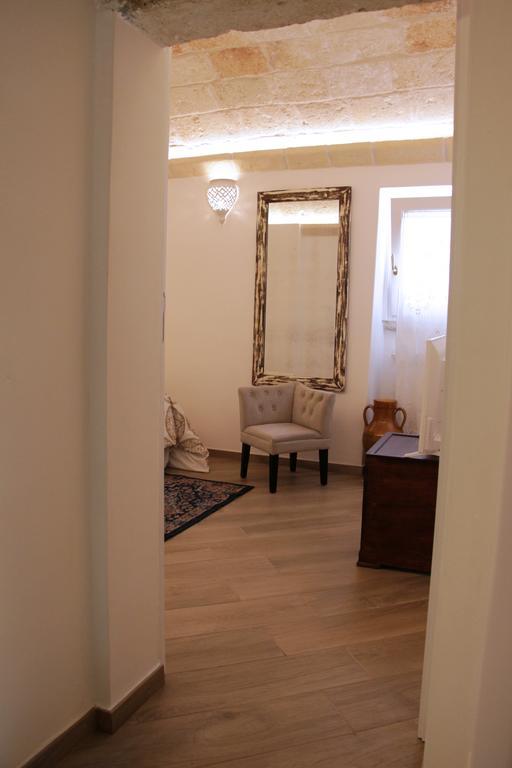 Palazzo Manfredi - Bed And Breakfast Монополи Екстериор снимка