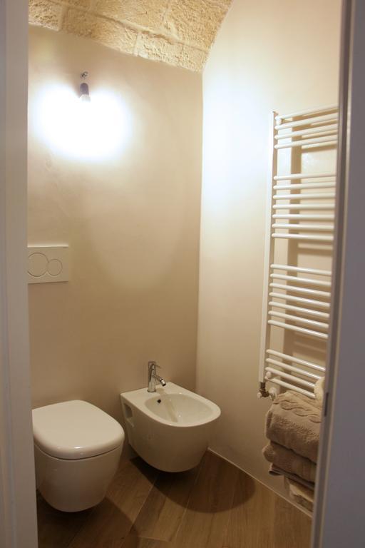 Palazzo Manfredi - Bed And Breakfast Монополи Екстериор снимка